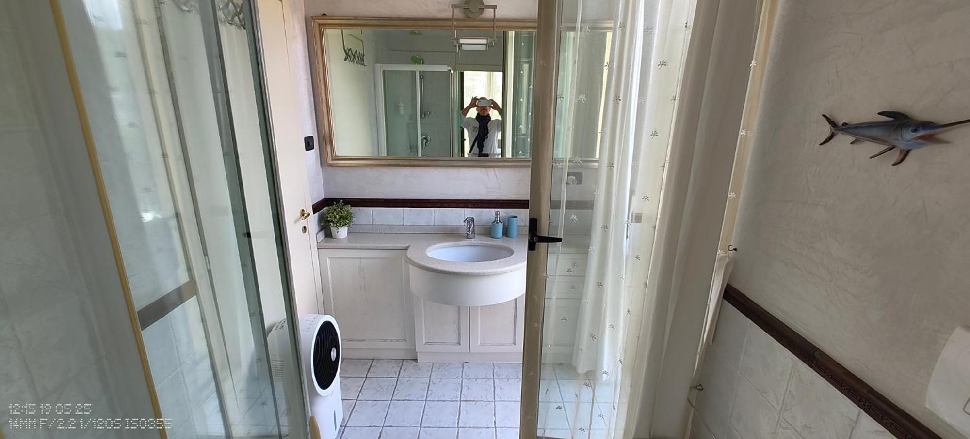 B&B Dolce Vista Al Lago Lugano Porto Ceresio Dış mekan fotoğraf