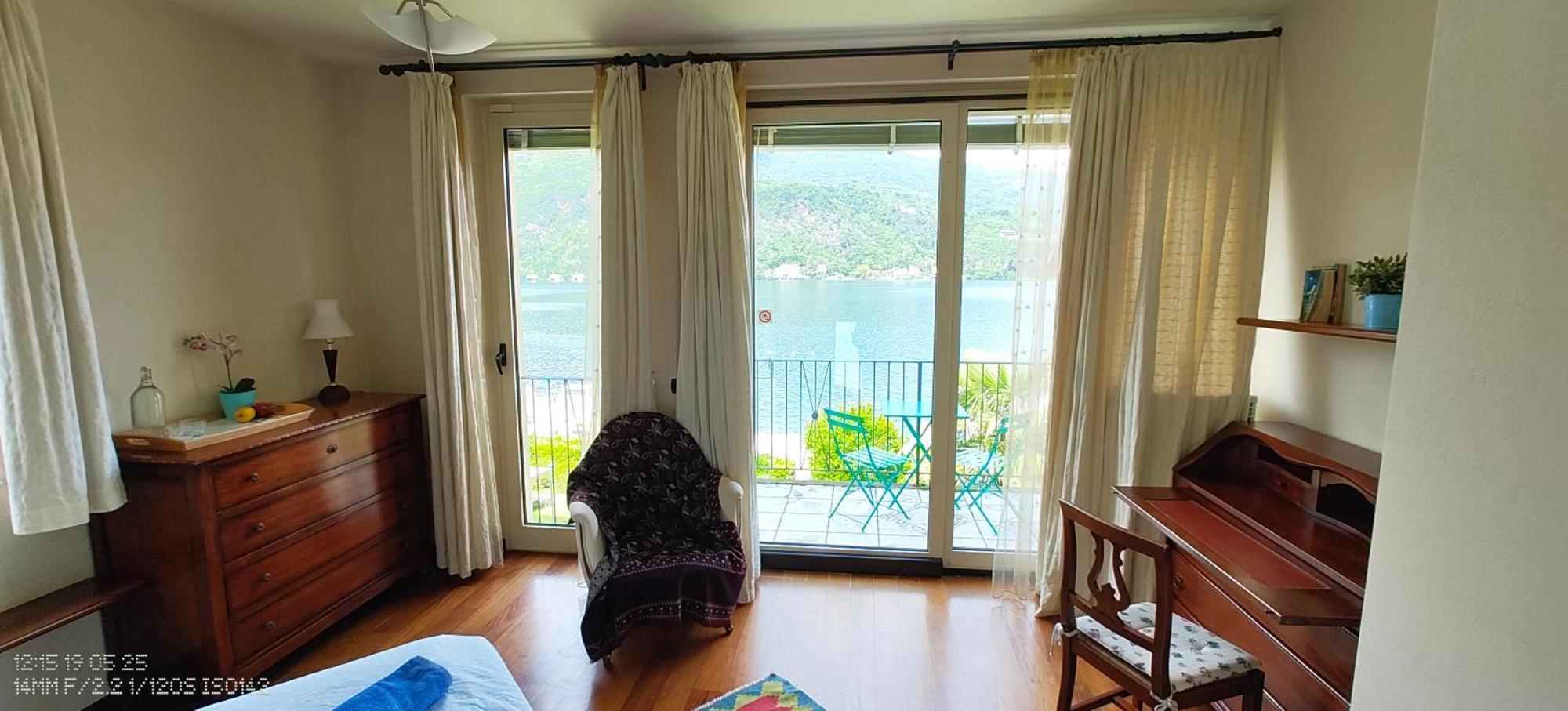 B&B Dolce Vista Al Lago Lugano Porto Ceresio Dış mekan fotoğraf